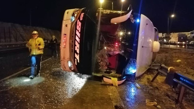 Maraş'ta yolcu otobüsü devrildi: 12 yaralı