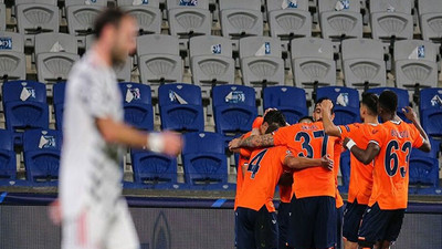 Manchester United, Medipol Başakşehir'e yenildi