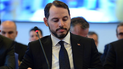 Albayrak, deprem vergilerini soran vekile internet sitesini adres gösterdi