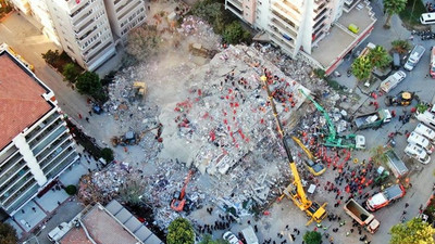 İnşaat işçisi: Biz o binanın inşaatında çalışırken korkardık, ilk depremde yıkılacağını biliyorduk