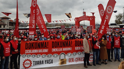 DİSK'li işçiler ülke genelinde eylemdeydi: Torbaların içerisinden işçilere ne çıktığını biz biliyoruz