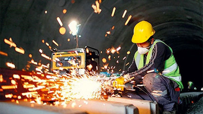 İmalat PMI kasımda 51,4'e geriledi: Üretim ve siparişe ikinci dalga freni geldi