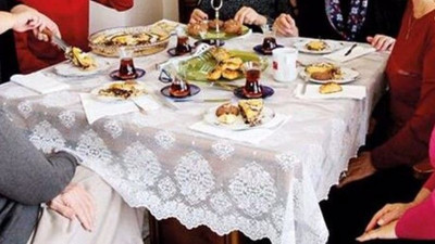 Mikrobiyoloji uzmanı doktor: Ev oturmaları ve çay partilerinden kaçının