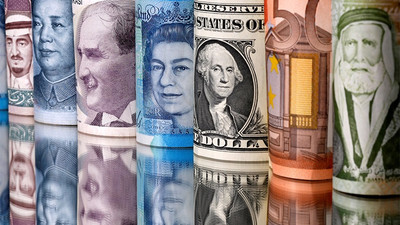 Covid-19'da artan yayılma ve yerlilerin döviz işlemleri izleniyor: Dolar 7,81, euro 9,43 seviyesinde