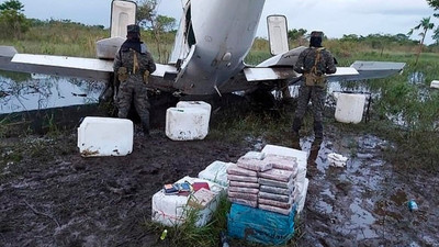 Honduras'ta kokain taşıyan uçağa baskın: 1 ölü