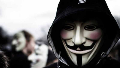 Anonymous'tan Erdoğan'a: İç ettiğiniz yüz milyarlarca doları anlat