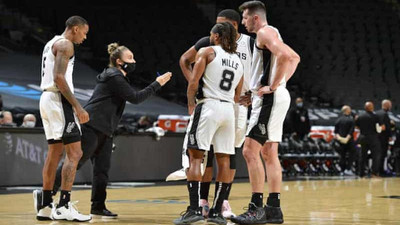 Becky Hammon NBA'de görev yapan ilk kadın baş antrenör oldu