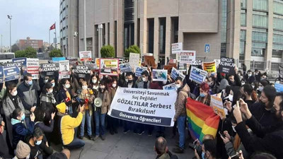 İstanbul Emniyet Müdürlüğü'nden, çıplak arama beyanında bulunan öğrenciler hakkında suç duyurusu