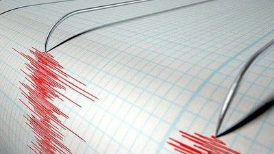 İzmir'de 4 büyüklüğünde deprem meydana geldi