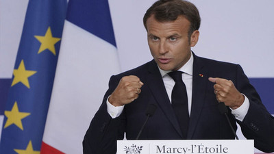 Türk federasyonları Macron'un talep ettiği 'Fransa İslamı' beyannamesini imzalamıyor