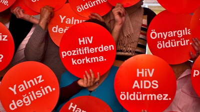 HIV pozitifler anlatıyor: Aynı bardağa dokunduk diye işyerindeki herkes test yaptırdı