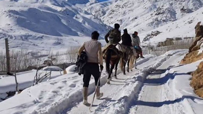 Çığ altında kalan 5 kişinin cansız bedenine ulaşıldı