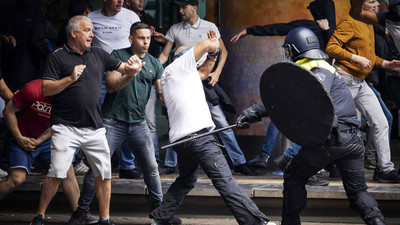 Hollanda'da sokağa çıkma yasağı protestolarında 4. gün: 470 gözaltı