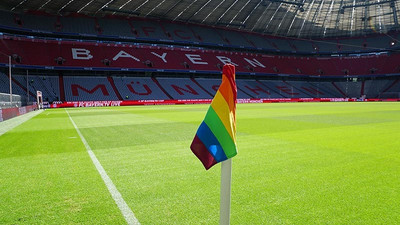 Bayern Münih resmi Twitter hesabı, LGBTİ+ paylaşımına tepki gösteren kullanıcıya yanıt verdi: Bye bye