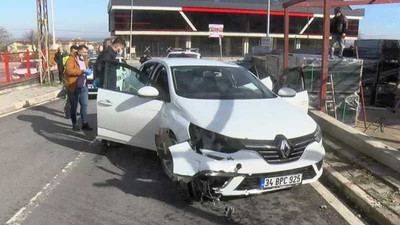 Polisin ateş açtığı araçtaki bir kişi hayatını kaybetti