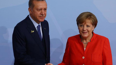 Erdoğan, Merkel ile görüştü