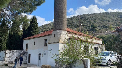 Diyanet ibadete kapattı, Çevre Bakanlığı da 190 yıllık tarihi cami için yıkım kararı aldı