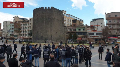 Diyarbakır’da kadınların 'İnsan Zinciri' eylemine polis engeli