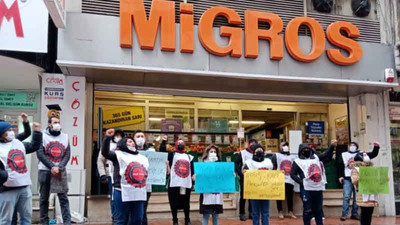 İzmit Migros'ta kasa kilitlendi