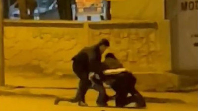 Batman'da polis, gözaltına almaya çalıştığı çocuğa şiddet uyguladı