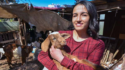 Çobanlık yapan Kader'in hayali milli takım forması giymek