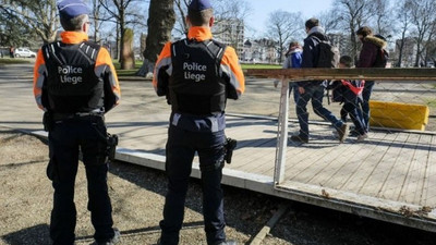 Belçika'da kadın tacizini önlemek için sivil polisler sokağa çıkıyor