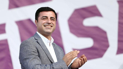 Selahattin Demirtaş'tan 8 Mart mesajı: Umut erkeklerde değil, destek olmuyorsak engel olmayalım