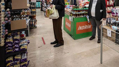 Aksaray'da salgın önlemi: Marketlerin indirim günü düzenlemesi yasaklandı