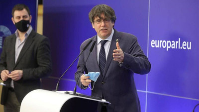 Avrupa Parlamentosu Katalan lider Puigdemont'un dokunulmazlığını kaldırdı