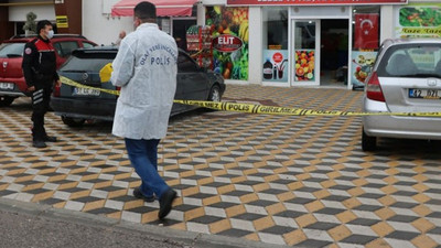 Boşanma aşamasındaki eşini markette silahla vurdu