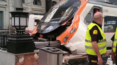 Barselona'da tren kazası