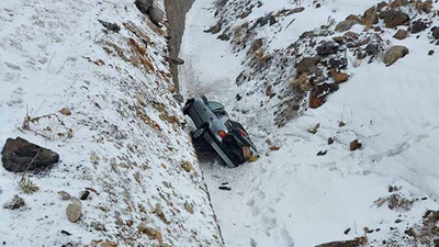 Öğretmenleri taşıyan araç şarampole yuvarlandı: 3 yaralı