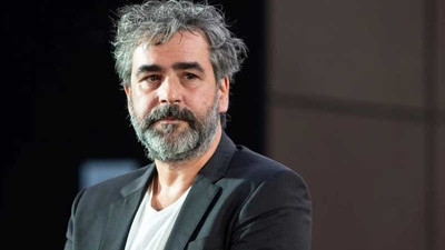 Deniz Yücel'den Yeni Şafak'a: El alemi kendi lağım çukurunuza benzetmeyin