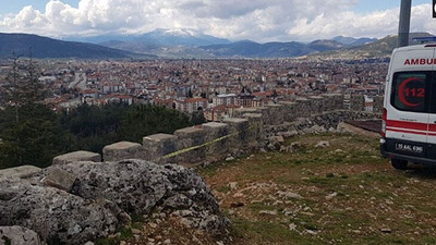 Parkta bıçaklanan kız çocuğu hayatını kaybetti: Valilik ve bakanlık yetkilileri devreye girdi