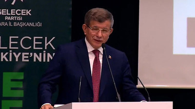 Davutoğlu: Ağbal'ın görevden alınmasını bilip dolar alanlara bakılmalı