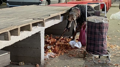 Pazarcı esnafı: Pandemi başladığından beri çürükleri de satıyoruz