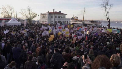 Boğaziçili öğrenciler gözaltındaki arkadaşları için bir araya geldi