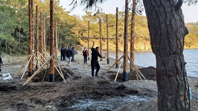 İnceburun Koyu'nda, kaçak inşaat çalışması yapan 20 kişiye ceza kesildi