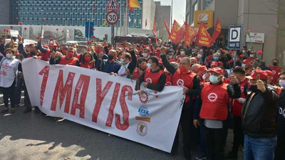 Taksim Meydanı'na çelenk bırakan meslek örgütleri: Gözaltılar derhal serbest bırakılsın