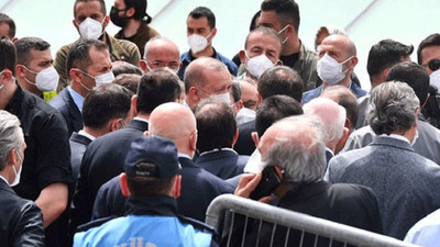 Tam kapanmada bugün: Erdoğan, cenaze namazına kalabalık bir grupla katıldı