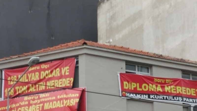 HKP yöneticisi 'ima yoluyla Cumhurbaşkanı'na hakaret' ettiği gerekçesiyle gözaltına alındı