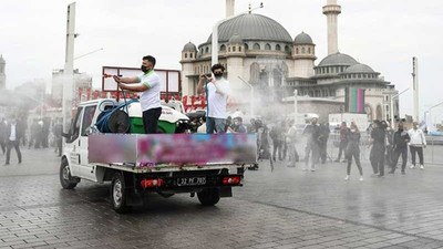 Taksim’deki cami açılışı öncesi meydana 25 ton gül suyu