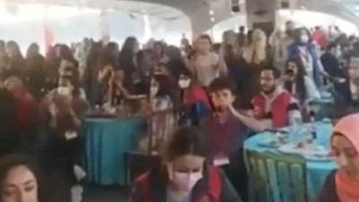 Gençlik ve Spor Bakanlığı’ndan fasıllı 'fetih kutlaması': Salgın tedbirlerine uyulmadı