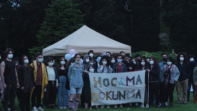 Çadır eylemi başlatan Boğaziçi Üniversitesi öğrencileri gece yarısı kampüsten çıkarıldı