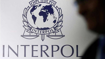 'Kıbrıs’a Interpol girse hükümet kalmaz, o duvarı Kıbrıs'ta örmüşler'