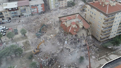 Depremde yıkılan Yağcıoğlu Apartmanı 1975 Deprem Yönetmeliği'ne bile aykırı inşa edilmiş