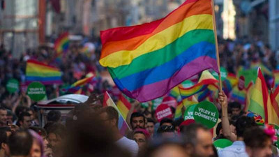 Onur Haftası |17. Hormonlu Domates LGBTİ+Fobi Ödülleri kazananlar listesinin All-Star'ı Erdoğan oldu