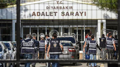 Polis, 'İHD ibareli kartviziti' suç delili olarak gösterdi