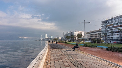 İzmir'de son iki gündür Covid-19 kaynaklı ölüm yaşanmadı