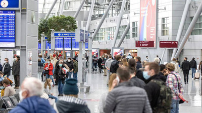 Düsseldorf Havalanı'nda bıçaklı saldırı: Bir kişi yaralı